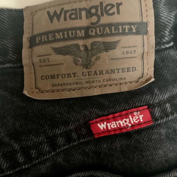 Wrangler Jeans - Picture 4 of 12